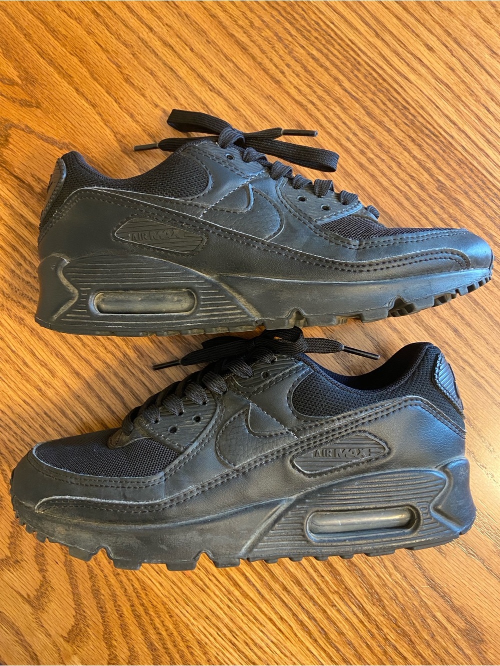 Nike Air Max 90 all Black Low-Top Sneakers